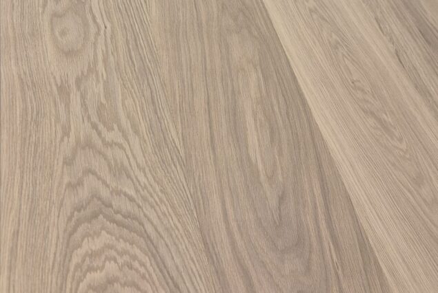 Epsom Oak Plank Premier 210 x 20 mm (NEW)
