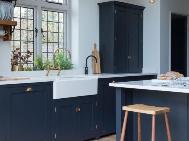 Stunning Ideas for a Wood Floor in a Kitchen