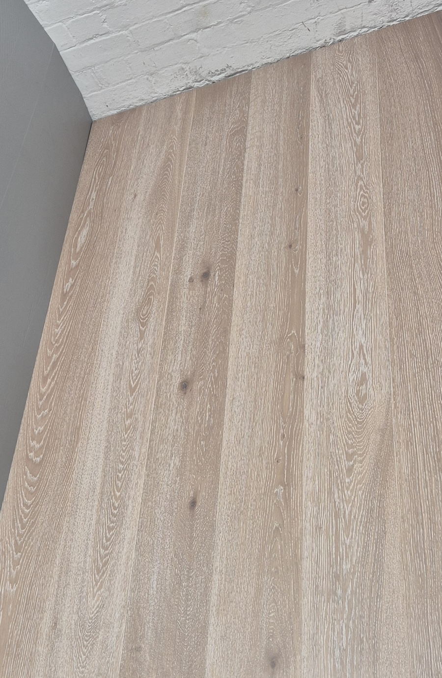 Silverstone Oak Plank 180 x 15 mm (New)